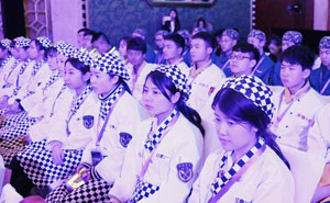 祈愿每一个有故事的天鹅，都能振翅翱翔！