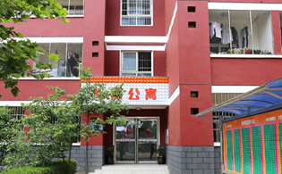 �¶�����ʦѧУѧУ�ٳ�