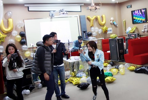 �ִ�����ѧ�豸