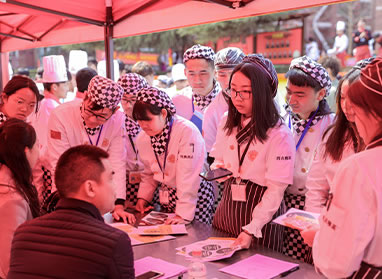 ֣���¶�����Ƹ��