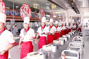 ֣���¶������ѧУ����������ѵ���ʹ��רҵ