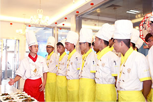 ֣���¶������ѧУ����������ѵ��������רҵ